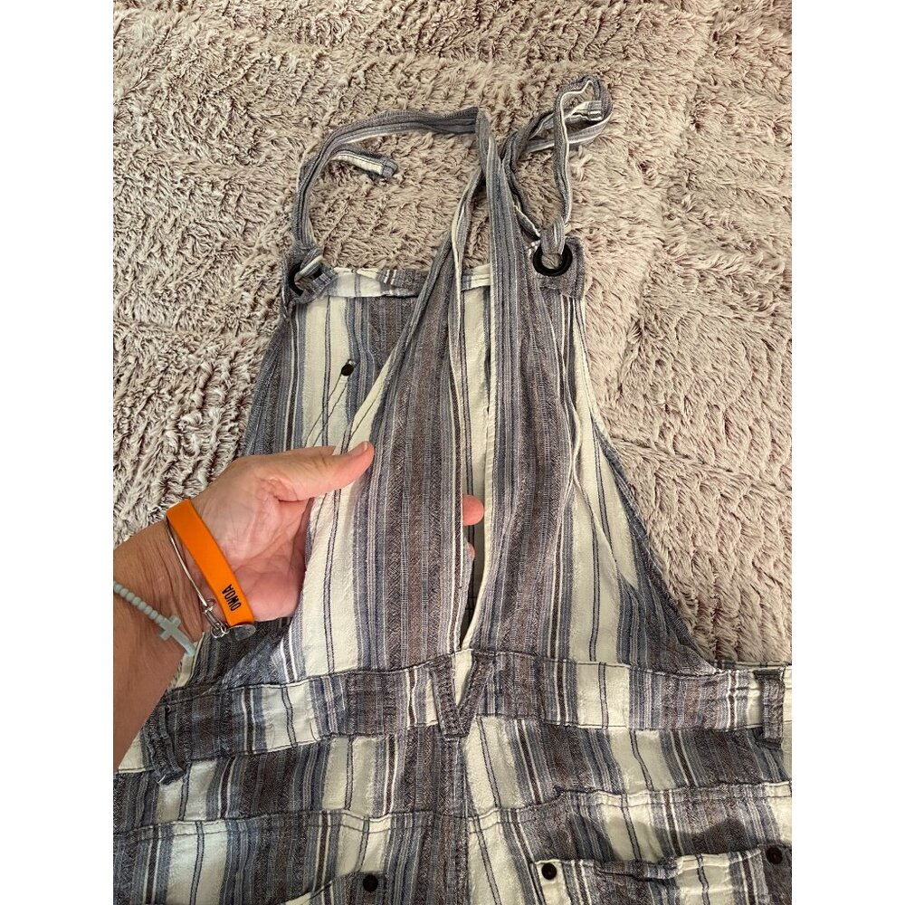 Free People Women's Striped‎ Denim Short Overalls Size 6 BOHO BEACH preowned - Picture 13 of 16
